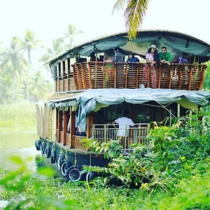 rajahamsam-houseboat.kerala-hotels.net/