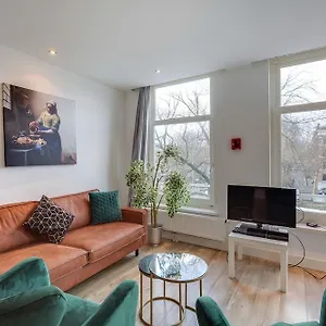 Marnixkade Hotel